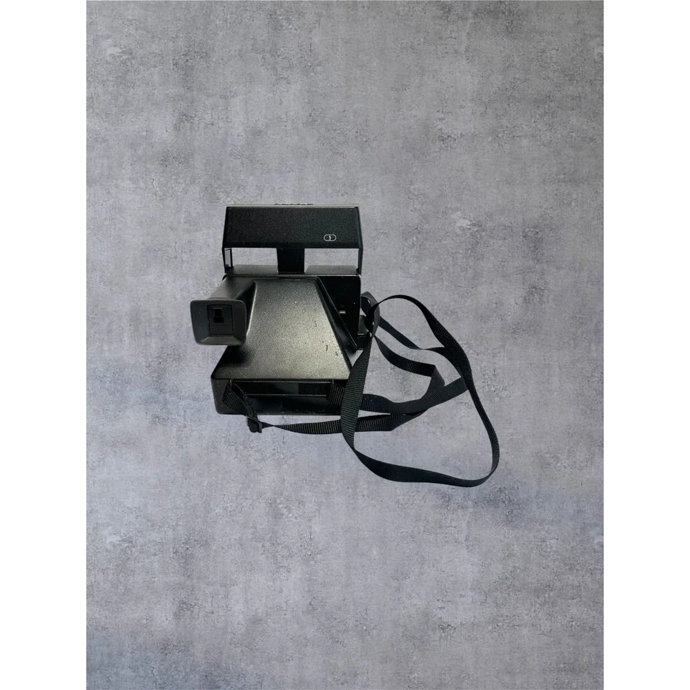 Vintage Polaroid Sun 600 LMS Camera Black Silver Instant Film‎